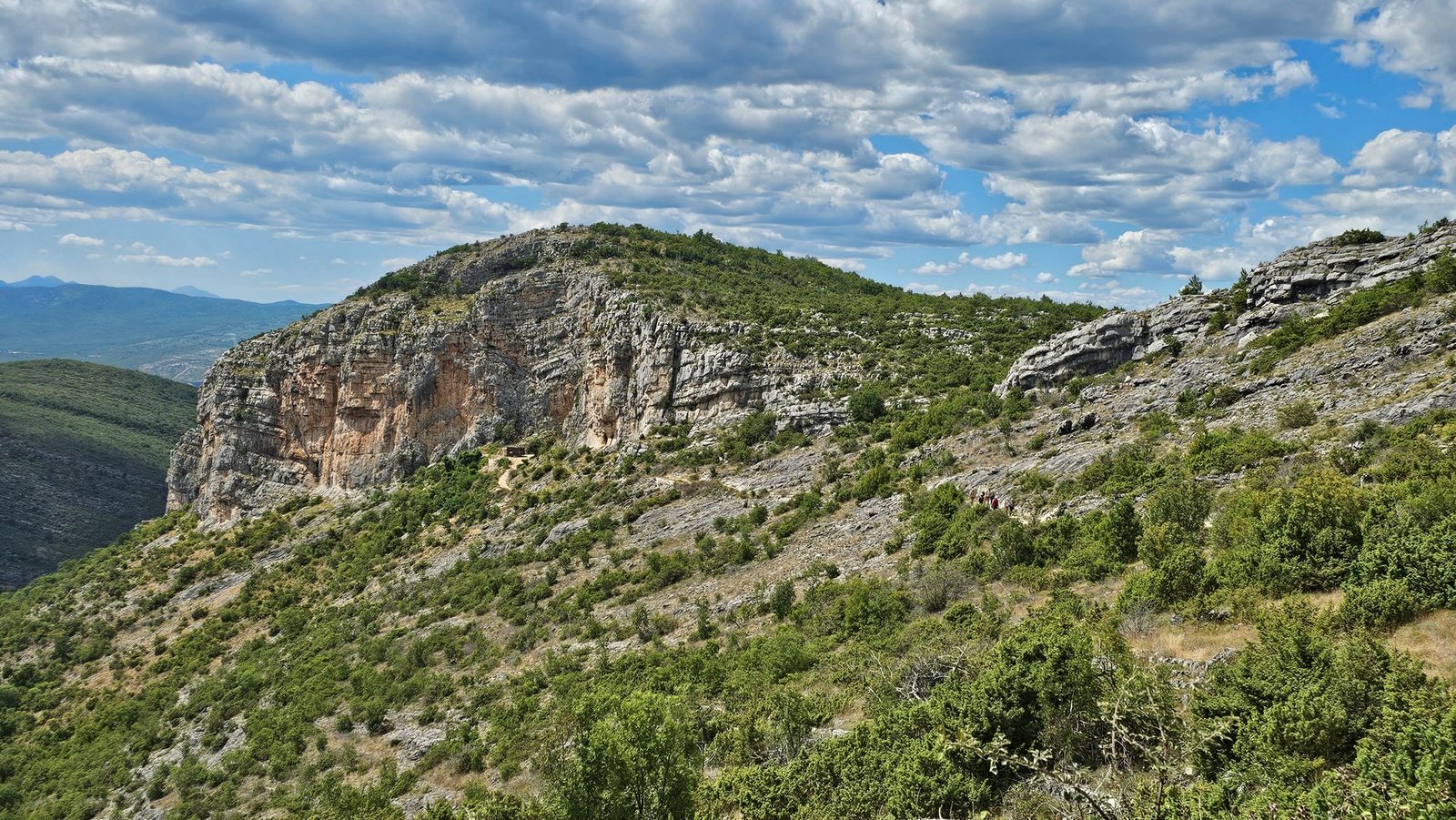 Crvena Stijena